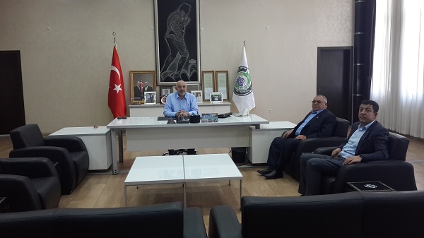 AFYONKARAHİSAR ŞOFÖRLER  VE OTOMOBİLCİLER ODASI BAŞKANI MEVLÜT ÜLKER’DEN HAYIRLI OLSUN ZİYARETİ